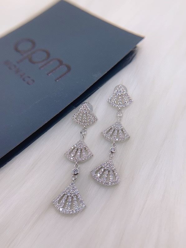 Apm Earrings